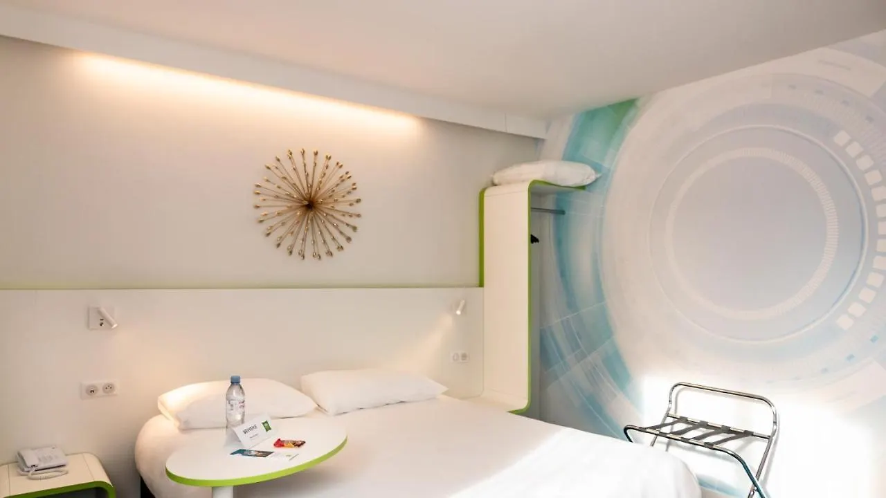 Ibis Styles Fougeres Hotel Beaucé